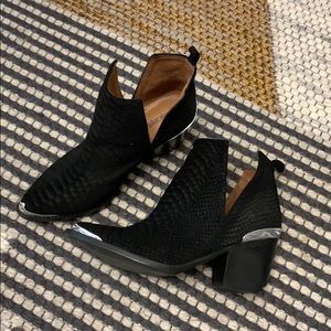 Jeffrey Campbell Cromwell Booties